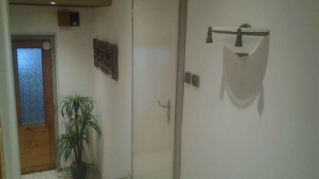 Ferienwohnung - Chayenne Apartment Mit 2 Schlafzimmern Klinga 외부 사진